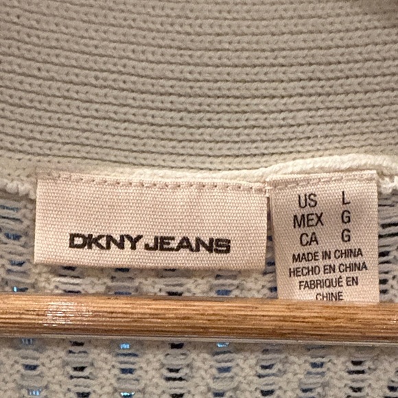 DKNY Cream Textured Button-Up Top - Picture 2 of 5